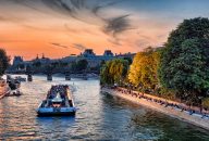 Bateaux Mouches: Seine River Sightseeing Cruise with live commentary