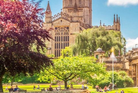 Stonehenge and Bath Tour from London